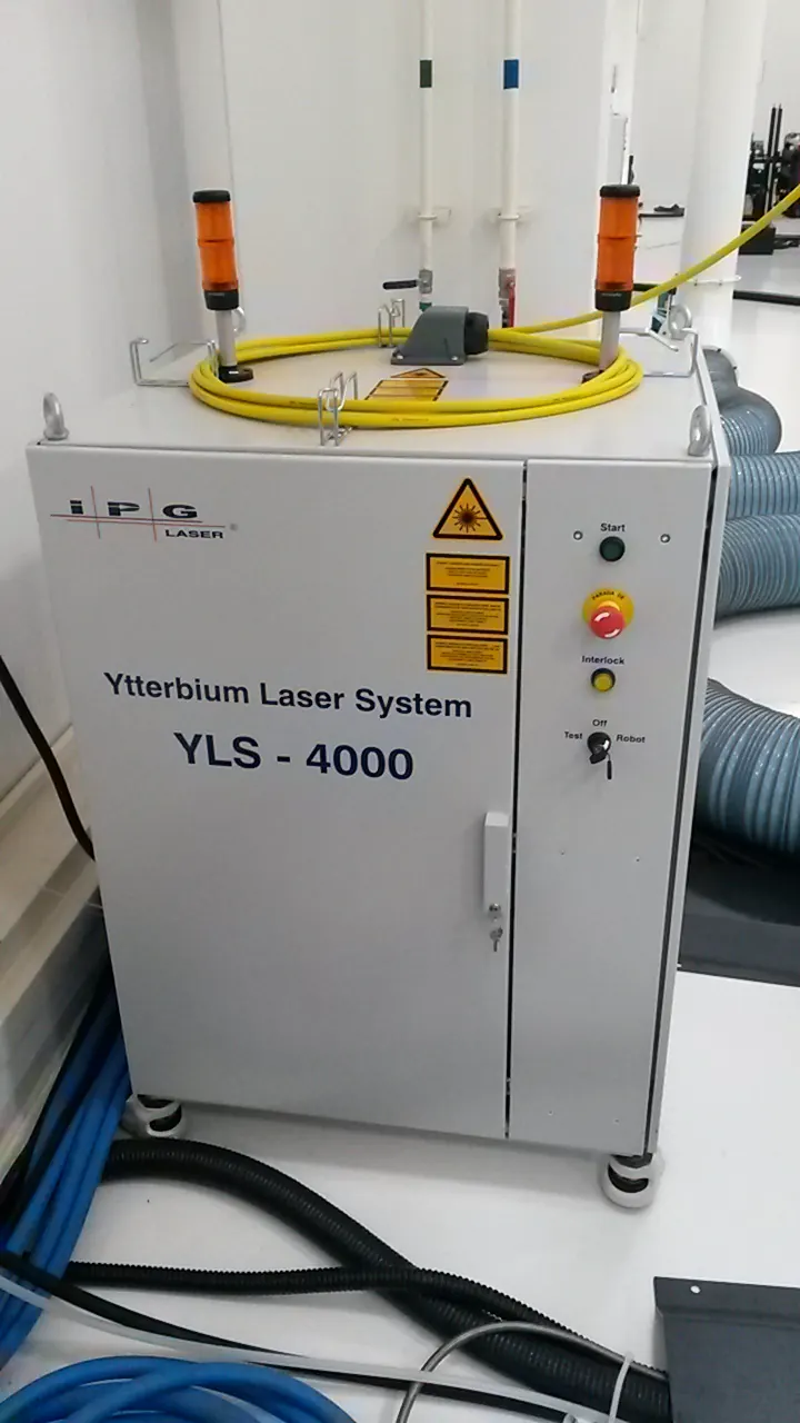 Fonte laser a fibra IPG YLS-4000
